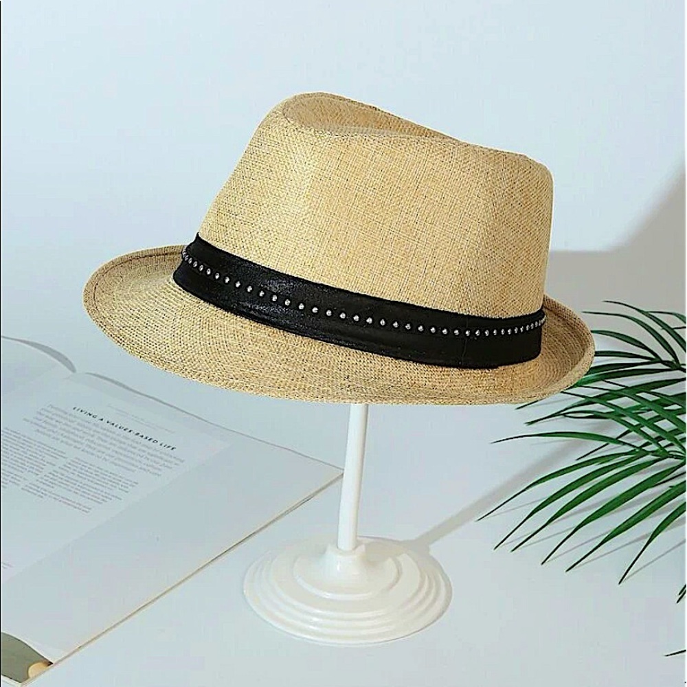 FEDORA STRAW BELTED STUD MINIMALIST HAT